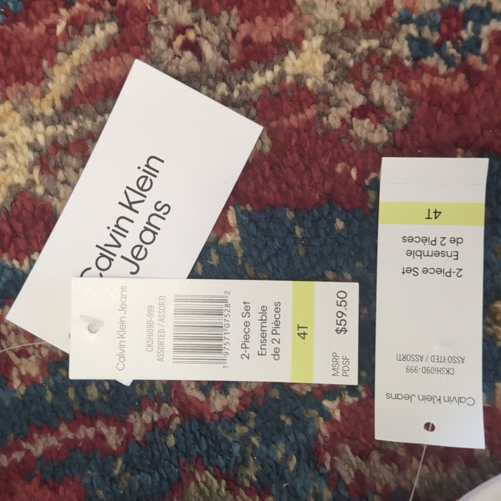 NWT 4T Calvin Klein 2pc Set - Picture 5 of 5